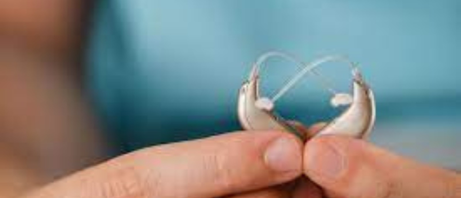 Signs your hearing aid needs servicing – battery drains too fast and other common issues | Aanvii Hearing